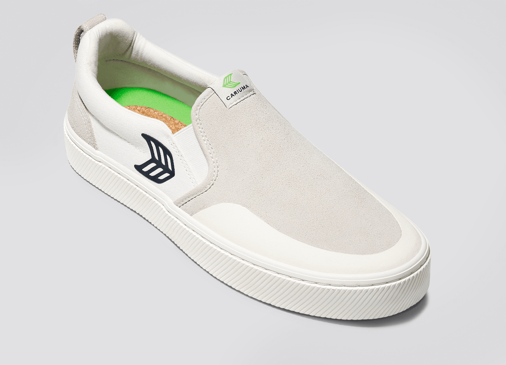 Cariuma Slip On Skate Pro Off White Canvas Vintage White Suede Black Logo Sneaker Men 9 US Off White Vintage Black
